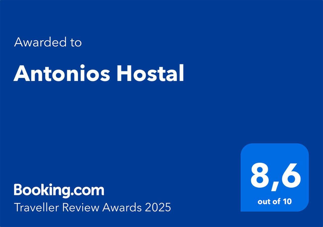 Antonios Hostal Sitges Exterior photo